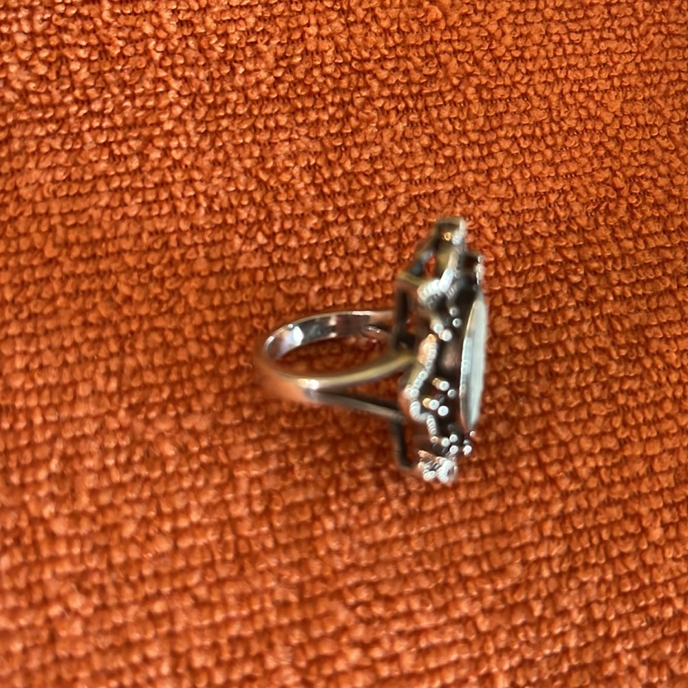 Unique Vintage Sterling Silver Blue Cameo and Garnet Ring size 7 - Picture 5 of 6